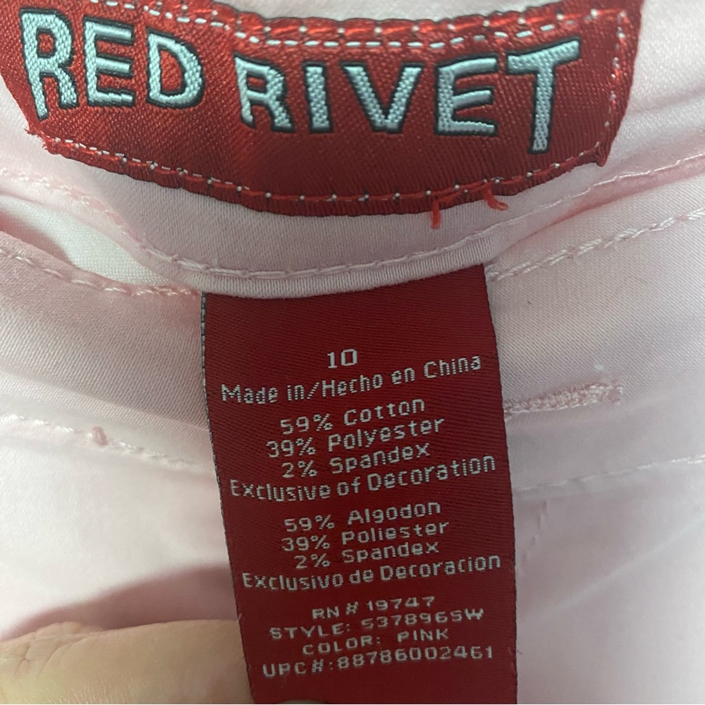 Red Rivet Bermuda shorts - Picture 3 of 5